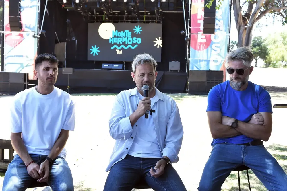 WhatsApp Image 2025-12-07 at 18.49.34