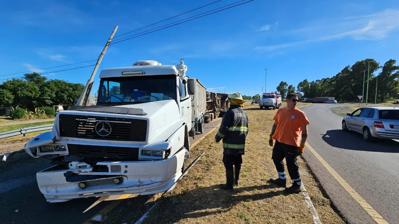 WhatsApp Image 2025-12-12 at 09.34.23 (1)