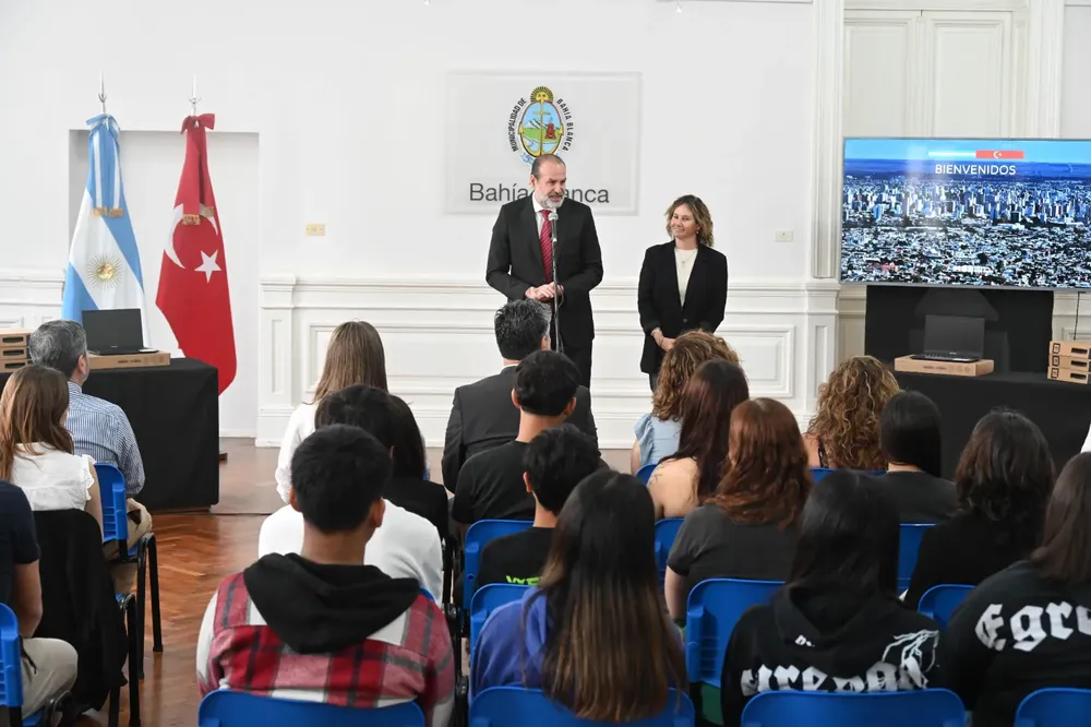 WhatsApp Image 2025-12-02 at 11.49.07