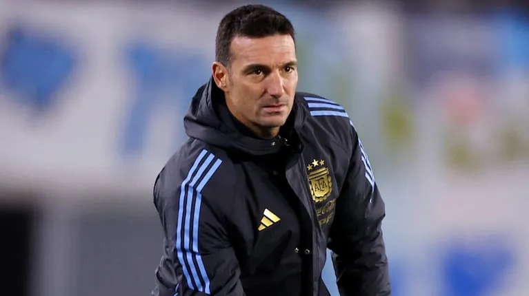 lionel-scaloni-convoco-a-28-futbolistas-foto-efe-PTU4XTIUEFDDPABWSXLIHC5EWU