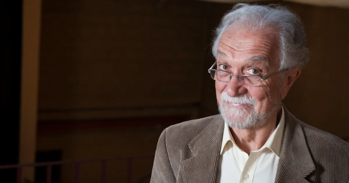 ernestoacher.jpg_1156336559