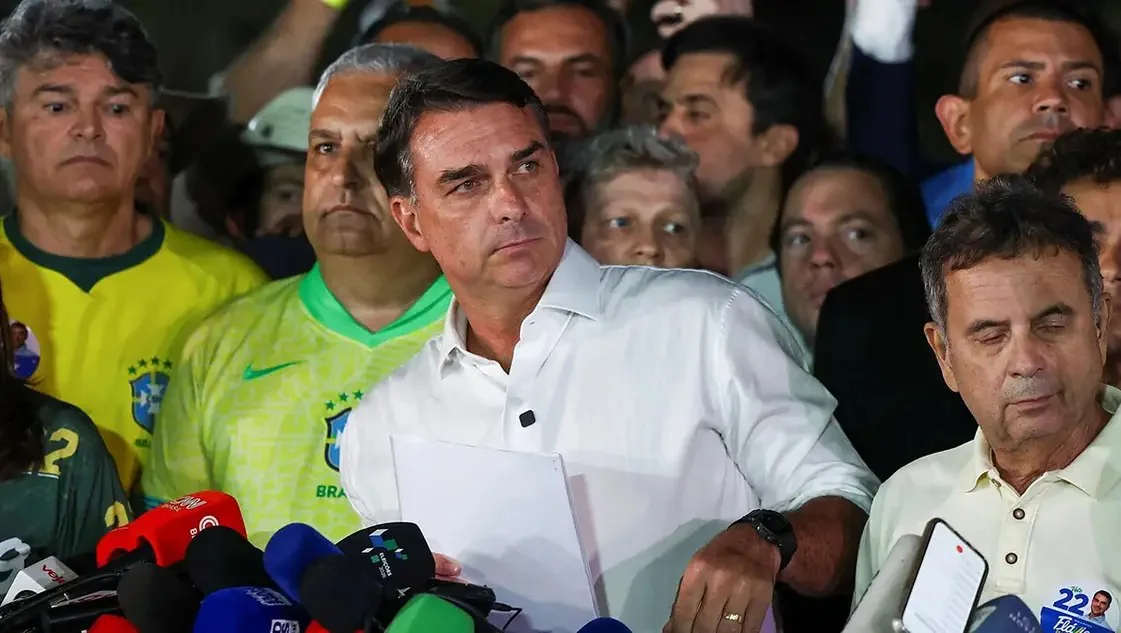 FLAVIO BOLSONARO
