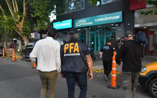 WhatsApp Image 2025-12-11 at 22.33.32