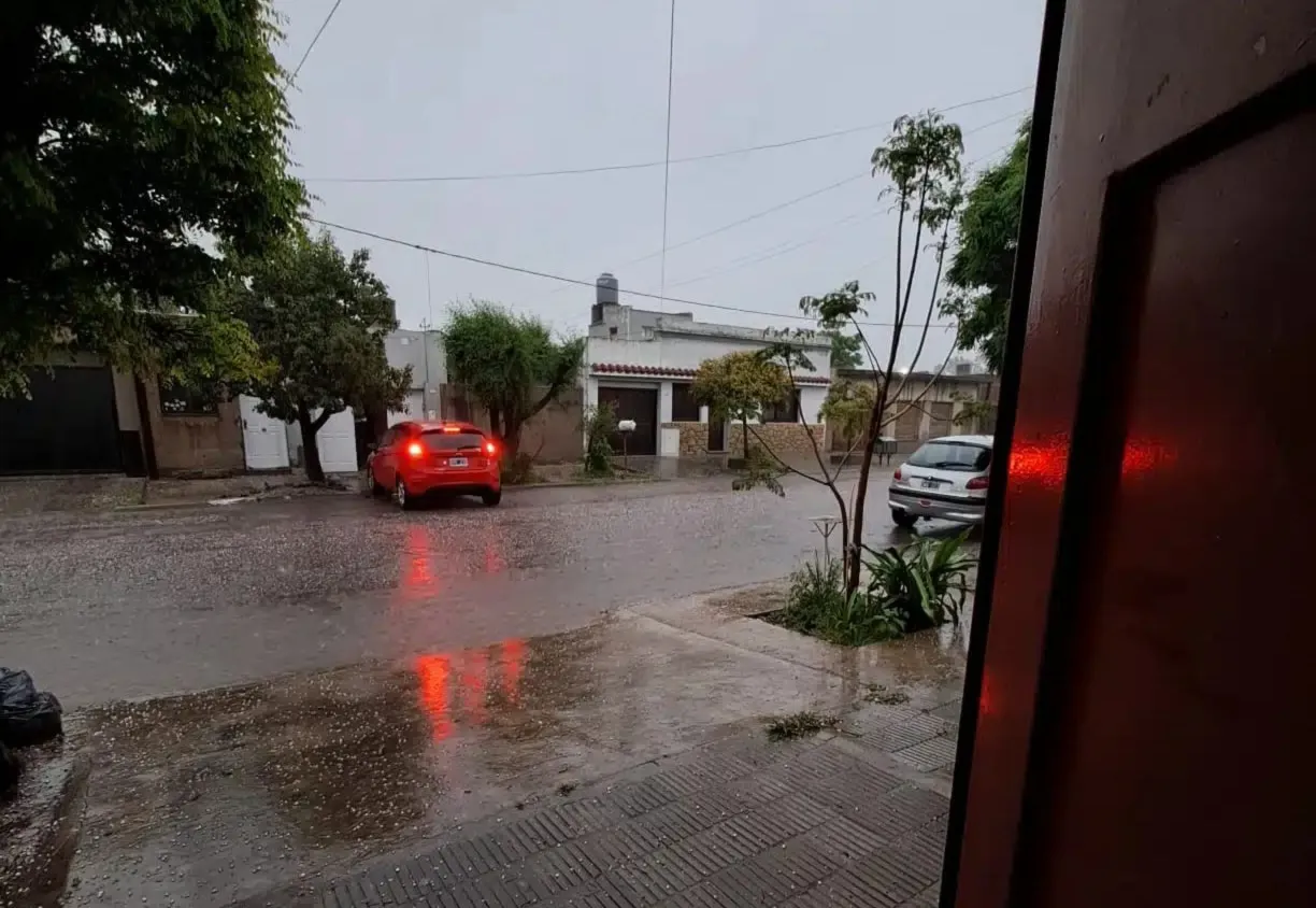 WhatsApp Image 2025-10-21 at 22.28.43